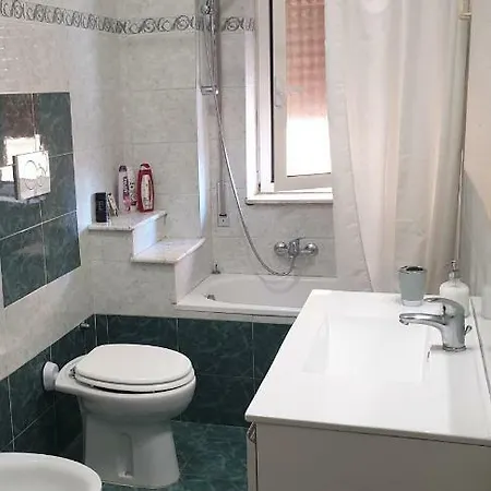 Sk - Camera Ampia E Spaziosa Rom